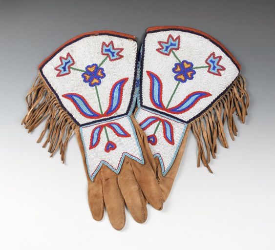 Old Native American Style Handmade Sioux Beaded Leather Gauntlet Gloves NGV04