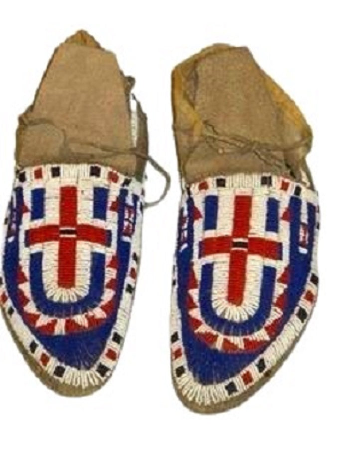 Old Native American Style Beaded Powwow Beaded Moccasin MC635