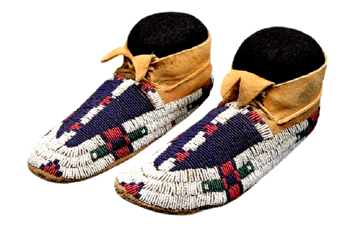 Old Native American Style Beaded Powwow Beaded Moccasin MC646