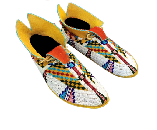 Old Native American Style Beaded Powwow Beaded Moccasin MC664