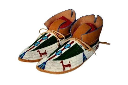 Old Native American Style Beaded Powwow Beaded Moccasin MC669